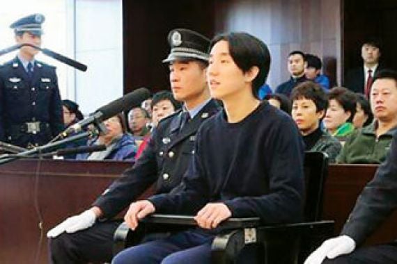 Narkoba, Anak Jackie Chan Dipenjara - JPNN.COM