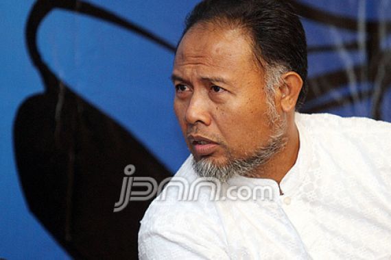 Sugianto: Tidak Usah Bela Dia, Saya Ini Korban BW - JPNN.COM