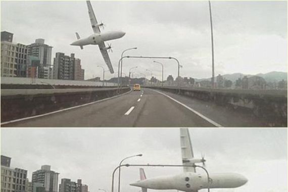 Mengerikan, Pesawat ATR Menabrak Jembatan Lalu Terjun Bebas - JPNN.COM