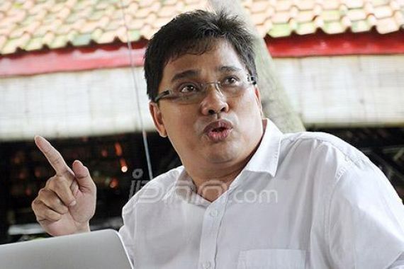 Pengakuan Zaenal Tahir = Menikam Ketua KPK dari Belakang - JPNN.COM
