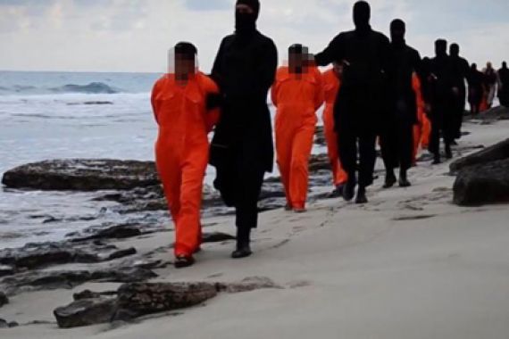 Sadis! Ini Ucapan Algojo ISIS sebelum Penggal 21 Orang di Pantai - JPNN.COM