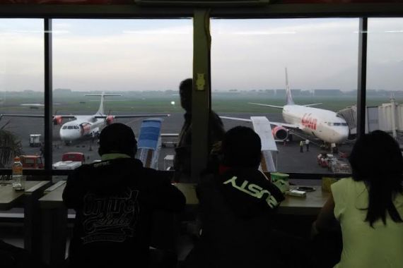 Delay Berjam-jam, Petugas Lion Air Lenyap - JPNN.COM