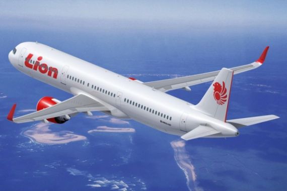 Diduga Nabrak Burung, Lion Air Delay Berantai - JPNN.COM