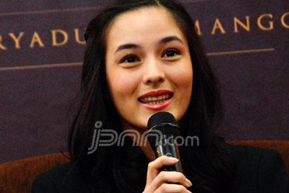 Video Lepas Baju Chelsea Islan Bukan 13 Detik tapi Lebih Panjang - JPNN.COM