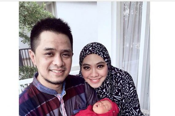 Subhanallahâ€¦ Cantiknya Anak Oki Setiana Pakai Hijab - JPNN.COM