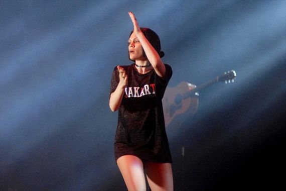 Buka Baju di Panggung, Jessie J: Jakarta Show Favoritku Tahun Ini - JPNN.COM