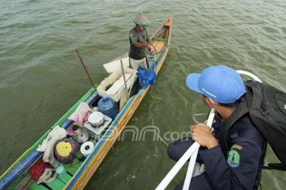 Di Daerah Ini Nelayan Asing Masih Tabrak Kapal Nelayan Lokal - JPNN.COM