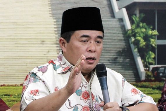 Diusir, Ade Komarudin Bertahan di Senayan - JPNN.COM