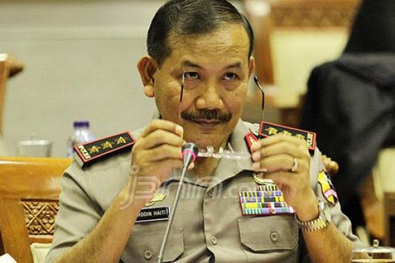 Badrodin Rahasiakan Kerugian Negara dalam Kasus Denny Indrayana - JPNN.COM