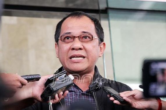 Cerita Akbar, Timses Jokowi, serta Luhut dan Teknologi Sedot Menyedotnya - JPNN.COM