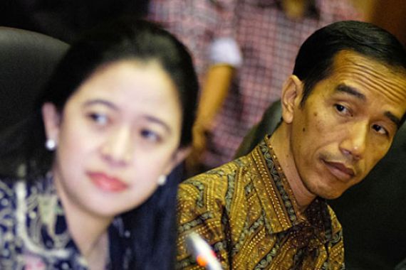 Wah, Puan Naik Mobil RI 1 Bareng Jokowi ke DPR - JPNN.COM