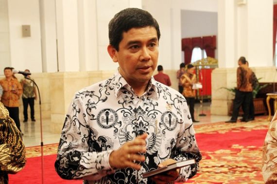 Menteri Yuddy: Presiden Tinggal Menandatangani - JPNN.COM