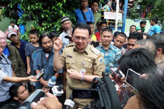 Ditanya Kasus Pembunuhan Deudeuh, Ini Komentar Ahok - JPNN.COM