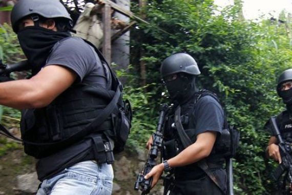 Terduga Teroris Jaringan Santoso Ditangkap di Labuan Bajo - JPNN.COM