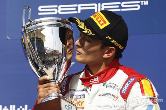Rio Haryanto Juara Sprint Race GP2, Moreno Angkat Topi - JPNN.COM