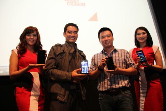 Lenovo P90 Akhirnya Dilaunching di Indonesia - JPNN.COM