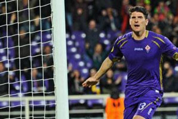 Diwarnai Kartu Merah Kontroversial, Fiorentina ke Semifinal - JPNN.COM