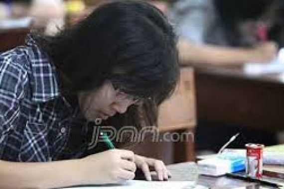 Sekolah Ini Tak Bisa Ikut Ujian Nasional, Ini Penyebab.... - JPNN.COM