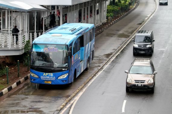 Semua Bus Boleh Masuk Jalur Busway Mulai 5 Juni - JPNN.COM