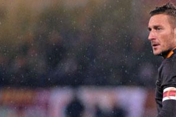 Roma Enggan Perpanjang Kontrak, Ini Reaksi Totti - JPNN.COM