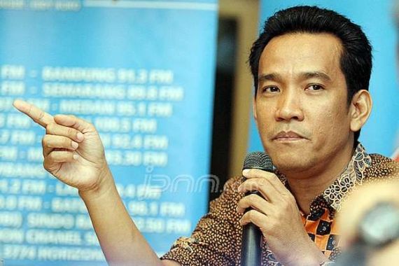 Refly Harun: Jokowi Seperti Pemadam Kebakaran - JPNN.COM