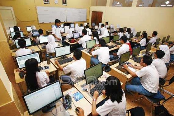 Miris Melihat 41 Pelajar SMP tak Bisa Ikut UN - JPNN.COM