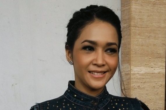 Ini Pesan Maia Estianty untuk Para Artis - JPNN.COM