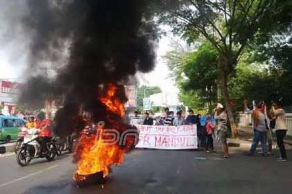 Amankan Demo Mahasiswa, Polri Terjunkan 8 Ribu Personel - JPNN.COM