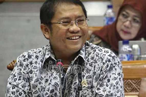 Menkominfo Dorong Batam Jadi Hub Kabel Laut - JPNN.COM