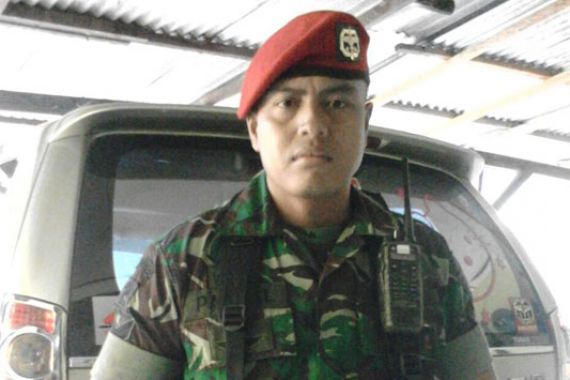 Prajurit Kopassus yang Ganteng Ini Dikenal sebagai Penembak Jitu - JPNN.COM