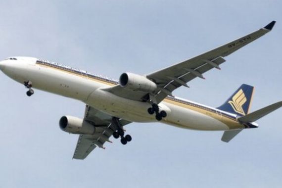 Mesin Pesawat Singapore Airlines Sempat Mati Saat Terbang Menuju Tiongkok - JPNN.COM