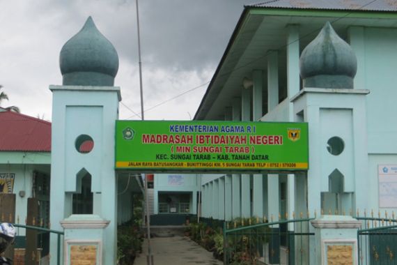 Sebuah Cerita dari Madrasah Tua di Sumatera Barat - JPNN.COM