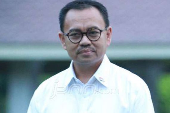 Menteri Sudirman Bandingkan Cara Kenaikan BBM Pemerintahan Dulu dan Sekarang - JPNN.COM