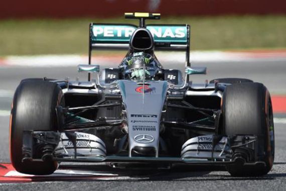 Hamilton Jeblok, Rosberg Tercepat - JPNN.COM