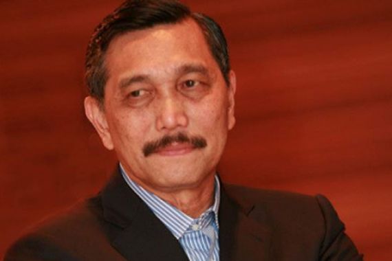 Rotasi Jabatan Panglima TNI, Luhut: Tak Ada Ketentuan Seperti Itu - JPNN.COM
