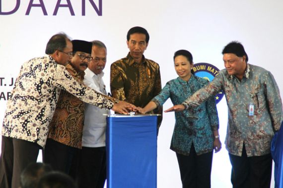Habis Mantu, Jokowi Langsung Resmikan Tol Gempol-Pandaan - JPNN.COM