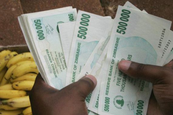 Di Zimbabwe, Pergi ke Pasar Harus Bawa Uang dengan Gerobak - JPNN.COM