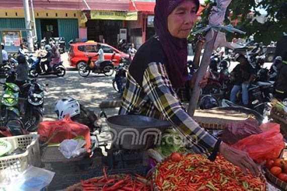 Harga Cabai Rawit dan Bawang Merah Makin Pedas, Sayuran Melonjak Tajam - JPNN.COM