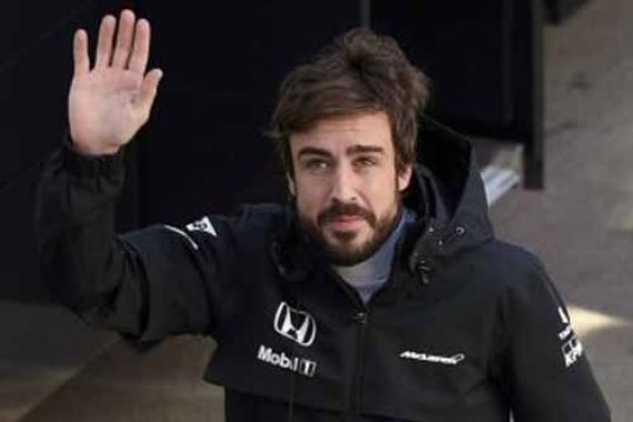 Alonso: Saya Beruntung tak Tabrak Kepala Kimi - JPNN.COM