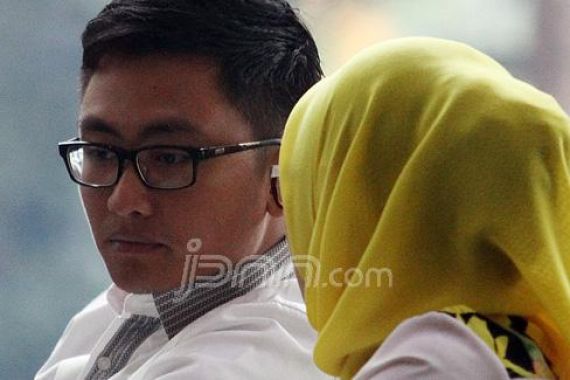 Anak Ratu Atut Mengaku Tidak Tahu Sumber Harta Wawan - JPNN.COM