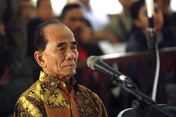 Pak Tua Kena 6 Tahun Penjara - JPNN.COM