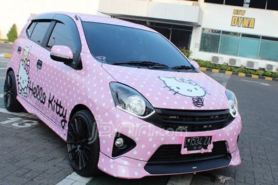 Toyota Agya TRD 2014: Kitty Buat Istri - JPNN.COM