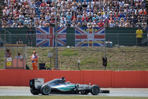 Hamilton Start Terdepan di Inggris, Rosberg Kedua - JPNN.COM