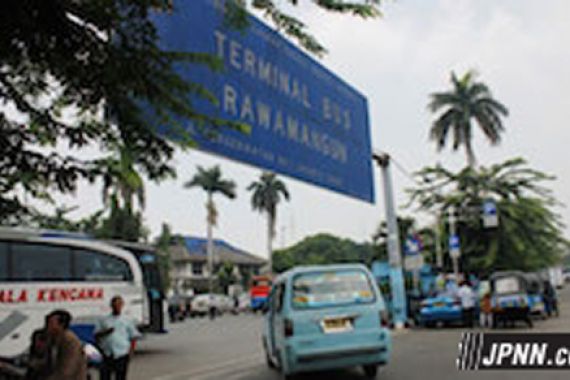 Ngetem di Terminal Bayangan, Trayek Bakal Dicabut - JPNN.COM