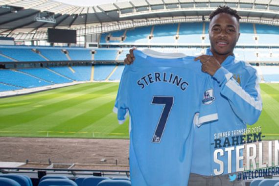 Sterling Jadi Pemain Termahal City, Ini Kata Pellegrini - JPNN.COM