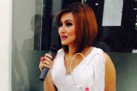 Innalillahi... Pedangdut Cantik Pacar 5 Langkah Tutup Usia - JPNN.COM