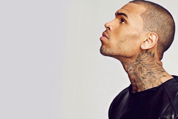 Akibat Insiden Tolikara, Chris Brown Batalkan Konser - JPNN.COM