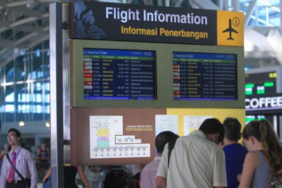 Tiket Ludes Hingga 4 Agustus, Arus Balik Padati Bandara - JPNN.COM