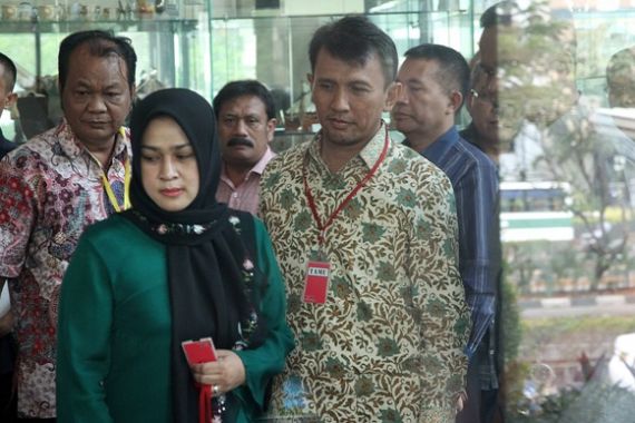 Bini Muda Gubernur Sumut itu Putri Bekas Pejabat Kemenkes - JPNN.COM