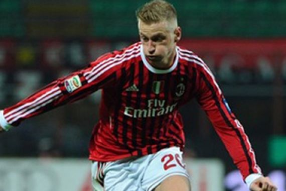 Bek Milan Janji Comeback Bulan Depan - JPNN.COM